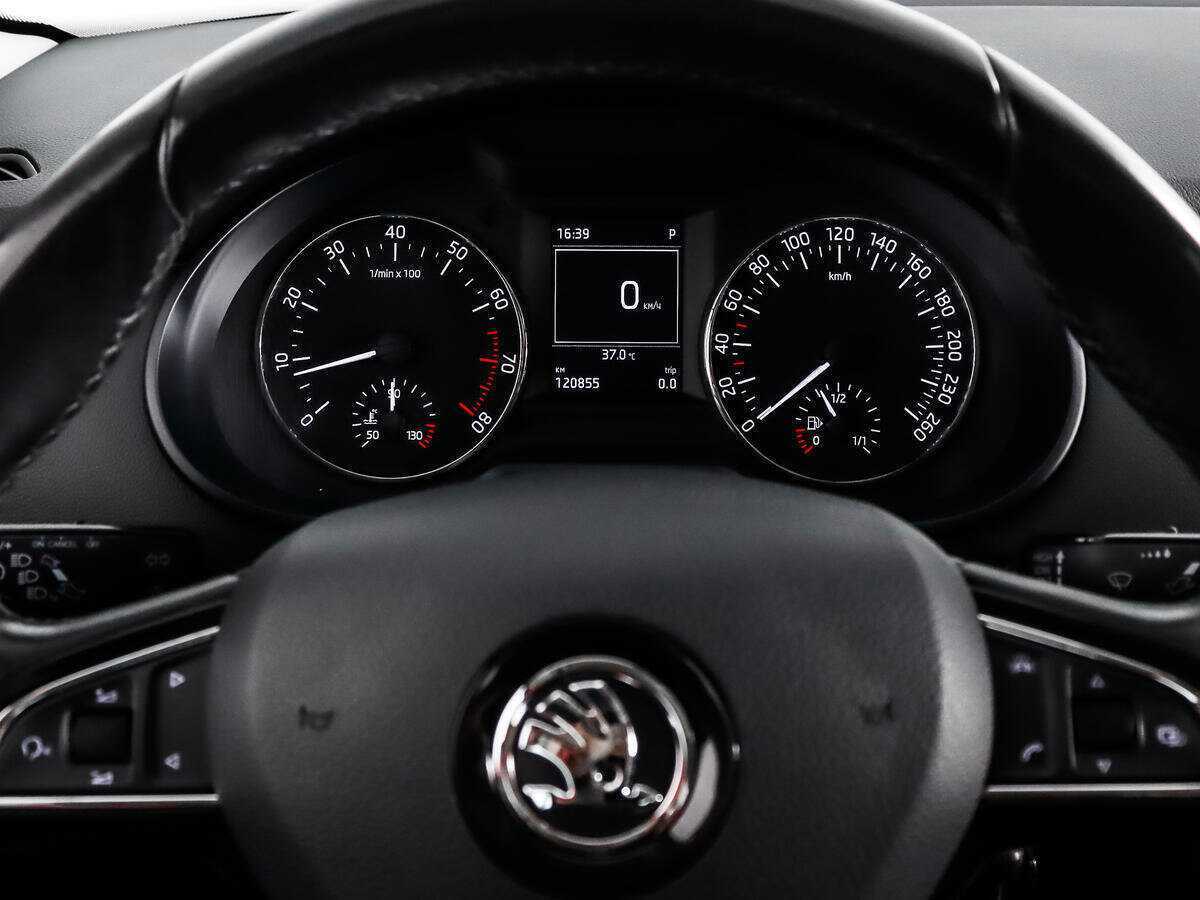 Шкода Октавия б/у, 2016, Роботизированная. Фото: #15