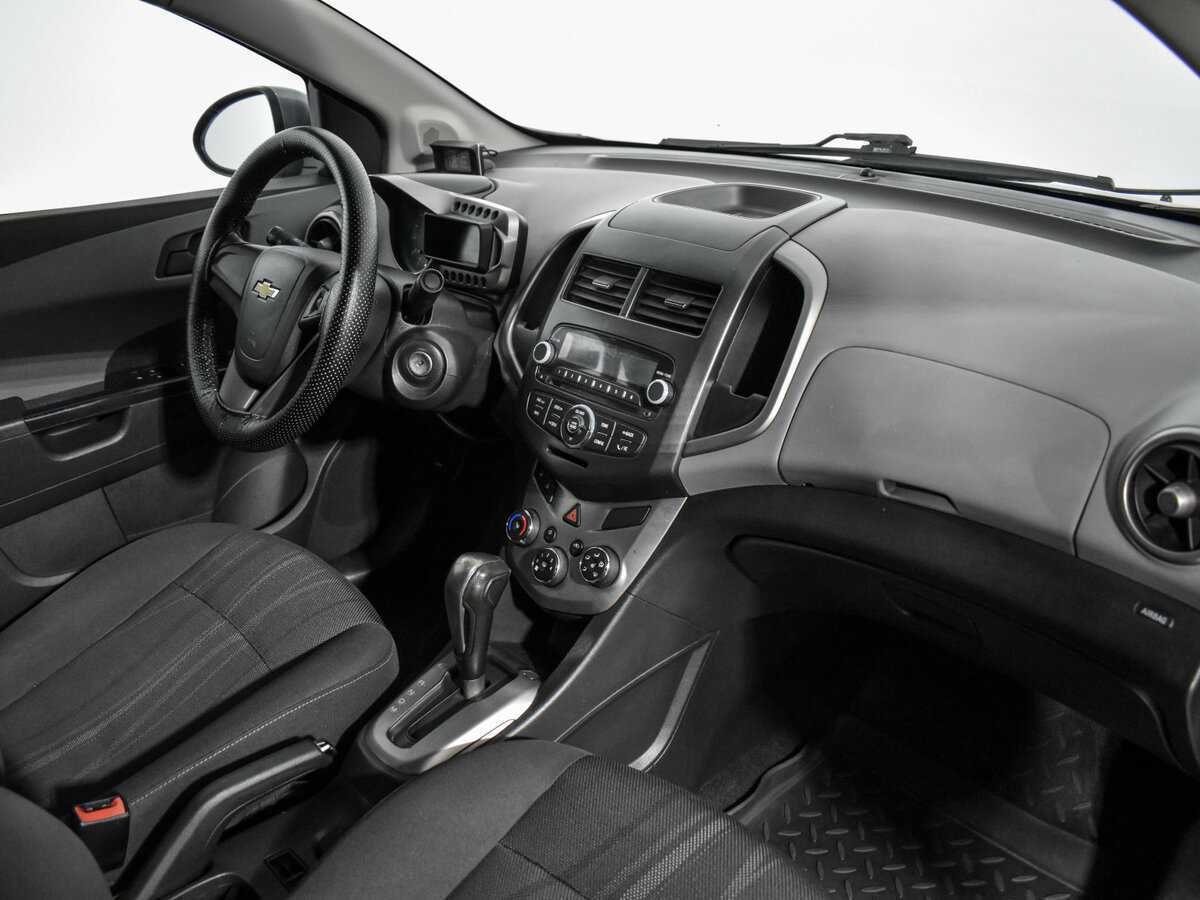 Шевроле Авео б/у, 2014, Автоматическая. Фото: #13