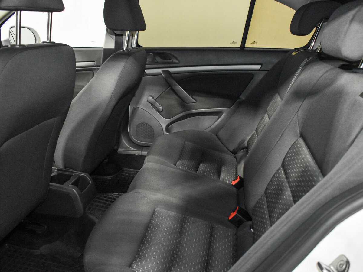 Шкода Октавия б/у, 2012, Механическая. Фото: #9