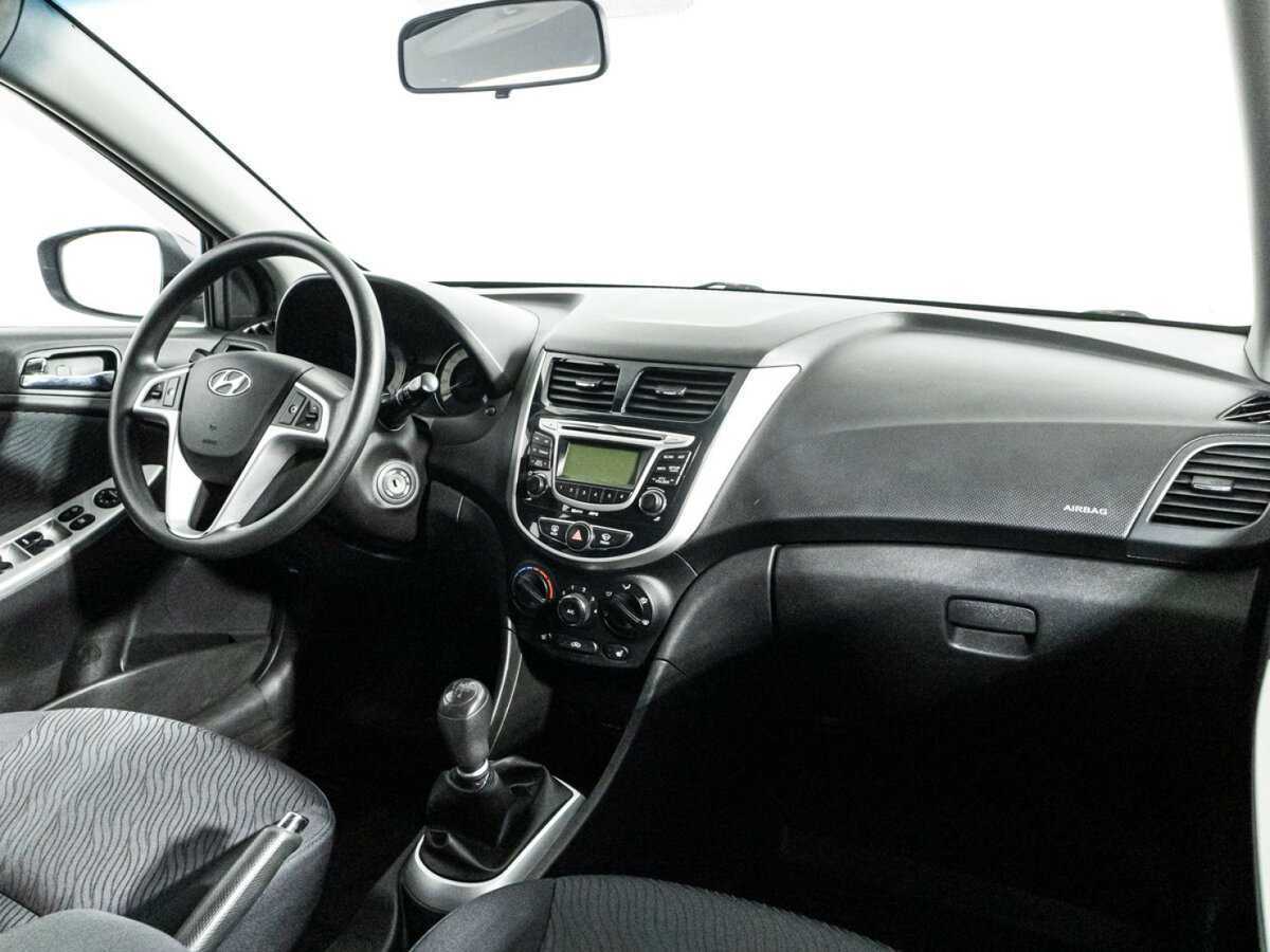 Хендай Солярис б/у, 2013, Механическая. Фото: #8