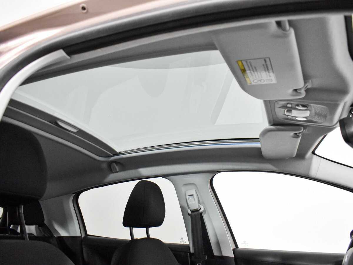 Пежо 208 б/у, 2014, Автоматическая. Фото: #17