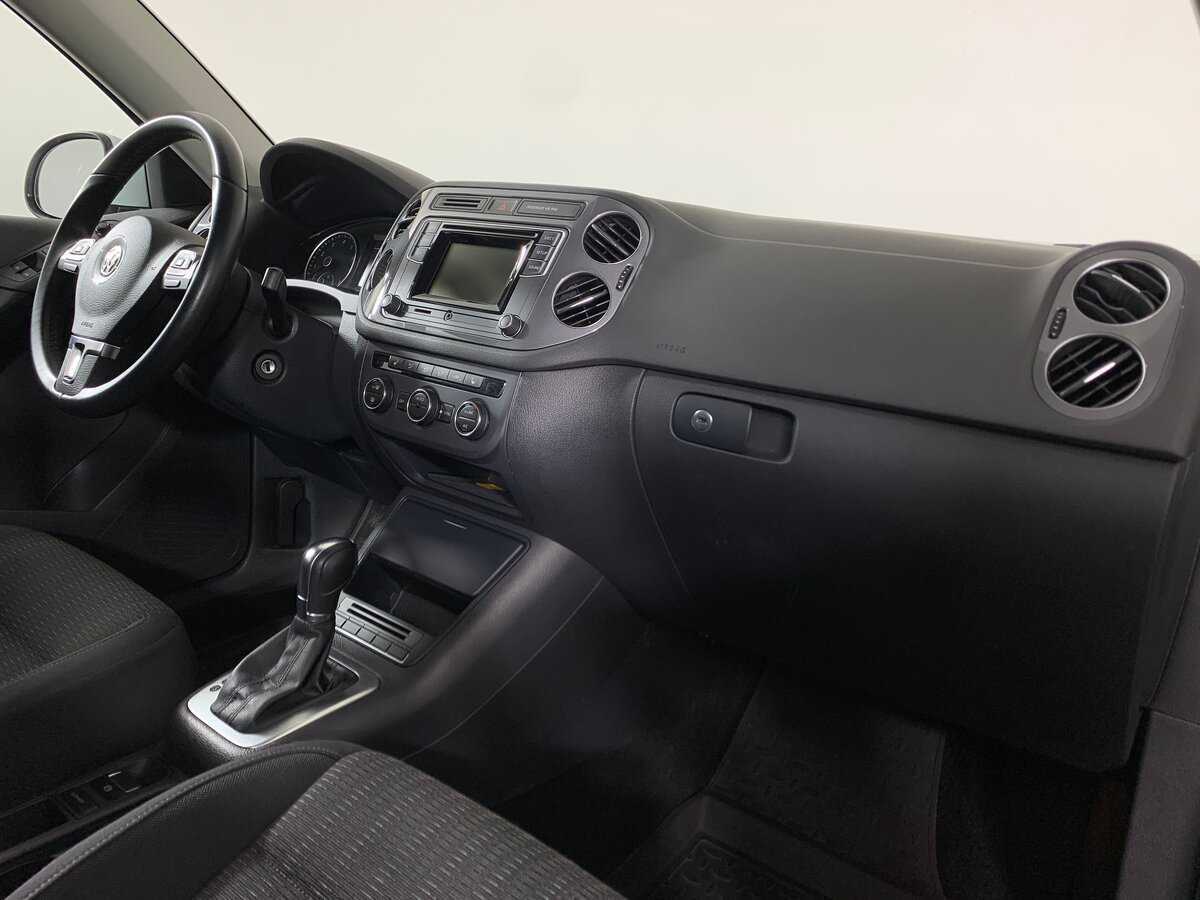 Фольксваген Тигуан б/у, 2015, Автоматическая. Фото: #13