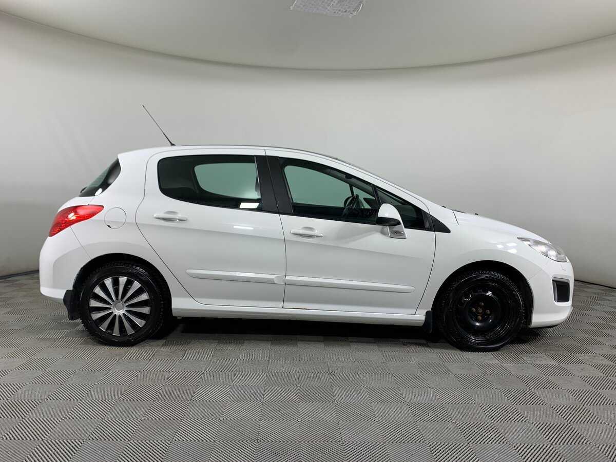 Пежо 308 б/у, 2012, Автоматическая. Фото: #3