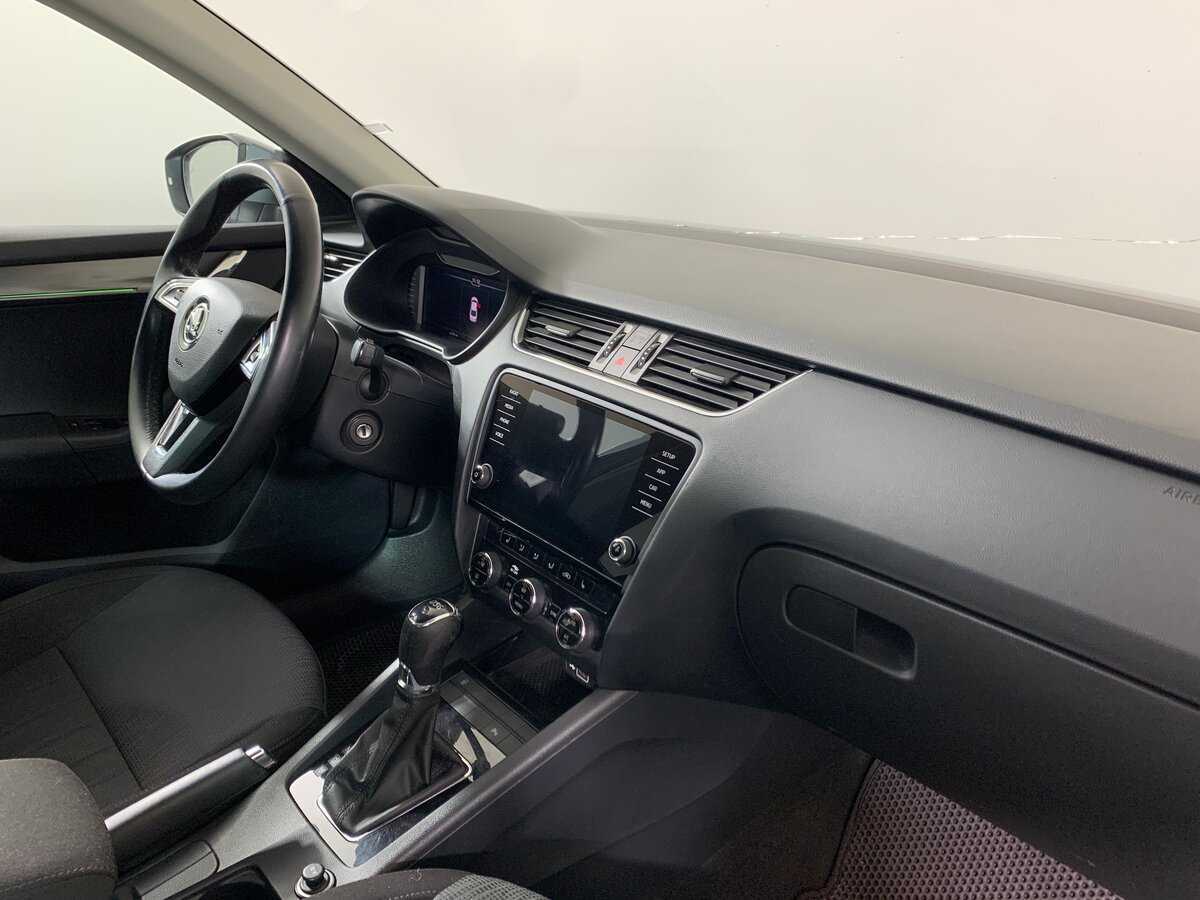 Шкода Октавия б/у, 2018, Механическая. Фото: #13