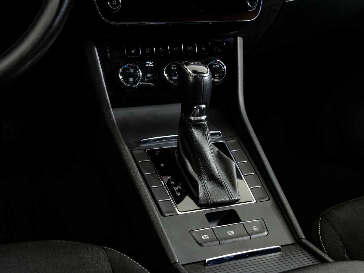 Шкода Суперб б/у, 2018, Роботизированная. Фото: #11