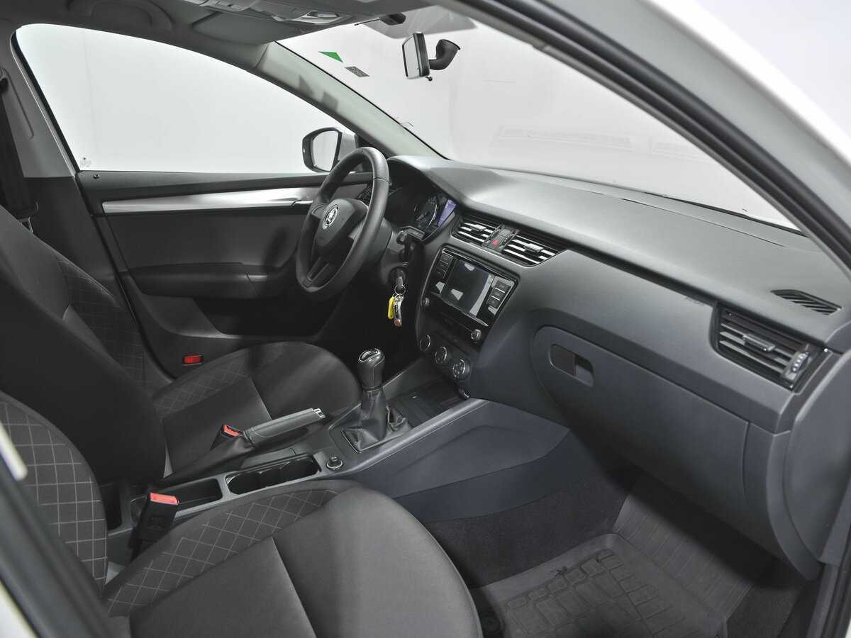 Шкода Октавия б/у, 2018, Механическая. Фото: #11