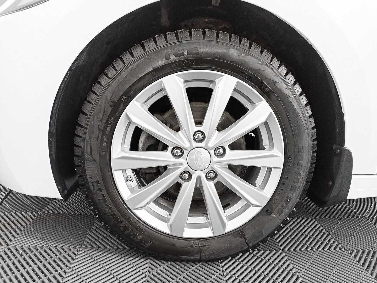 Хендай Елантра б/у, 2017, Автоматическая. Фото: #17