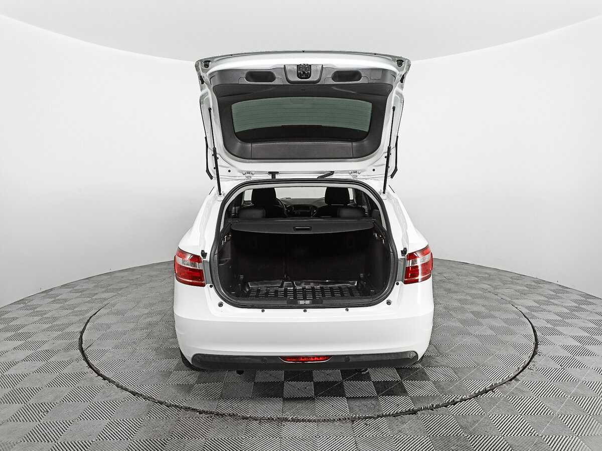 Лада (ВАЗ) Веста б/у, 2019, Механическая. Фото: #9