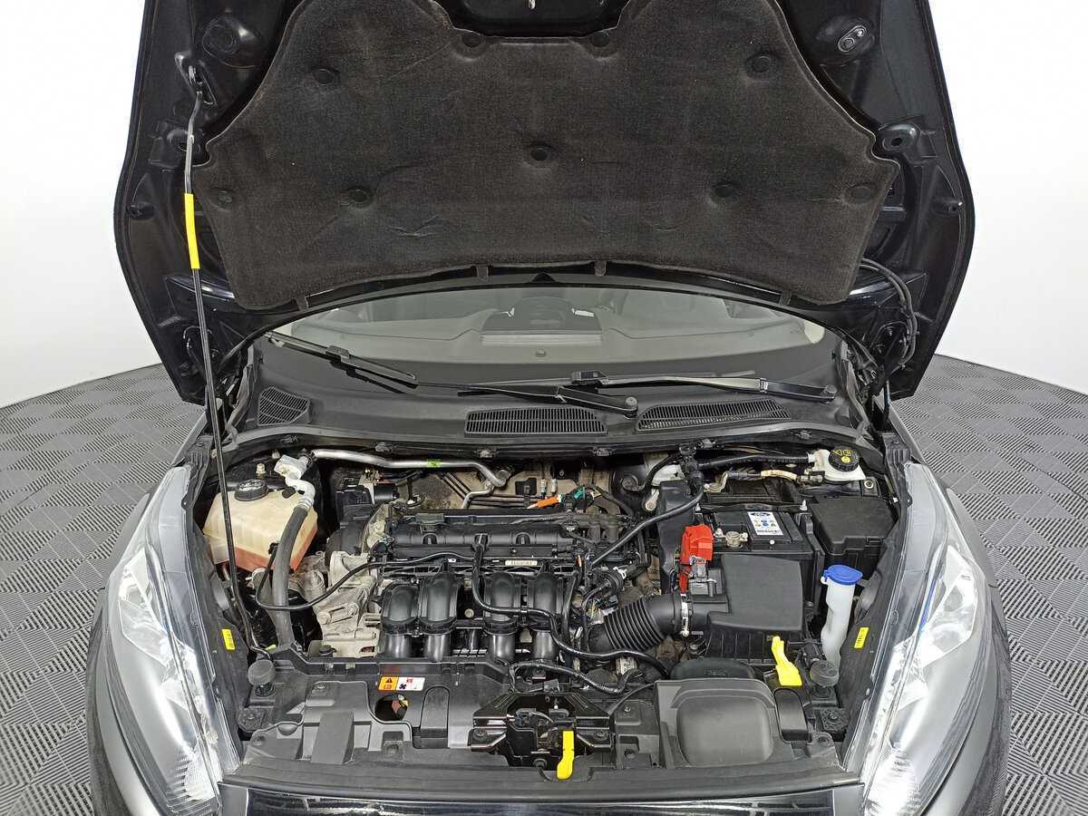 Форд Фиеста б/у, 2015, Механическая. Фото: #8