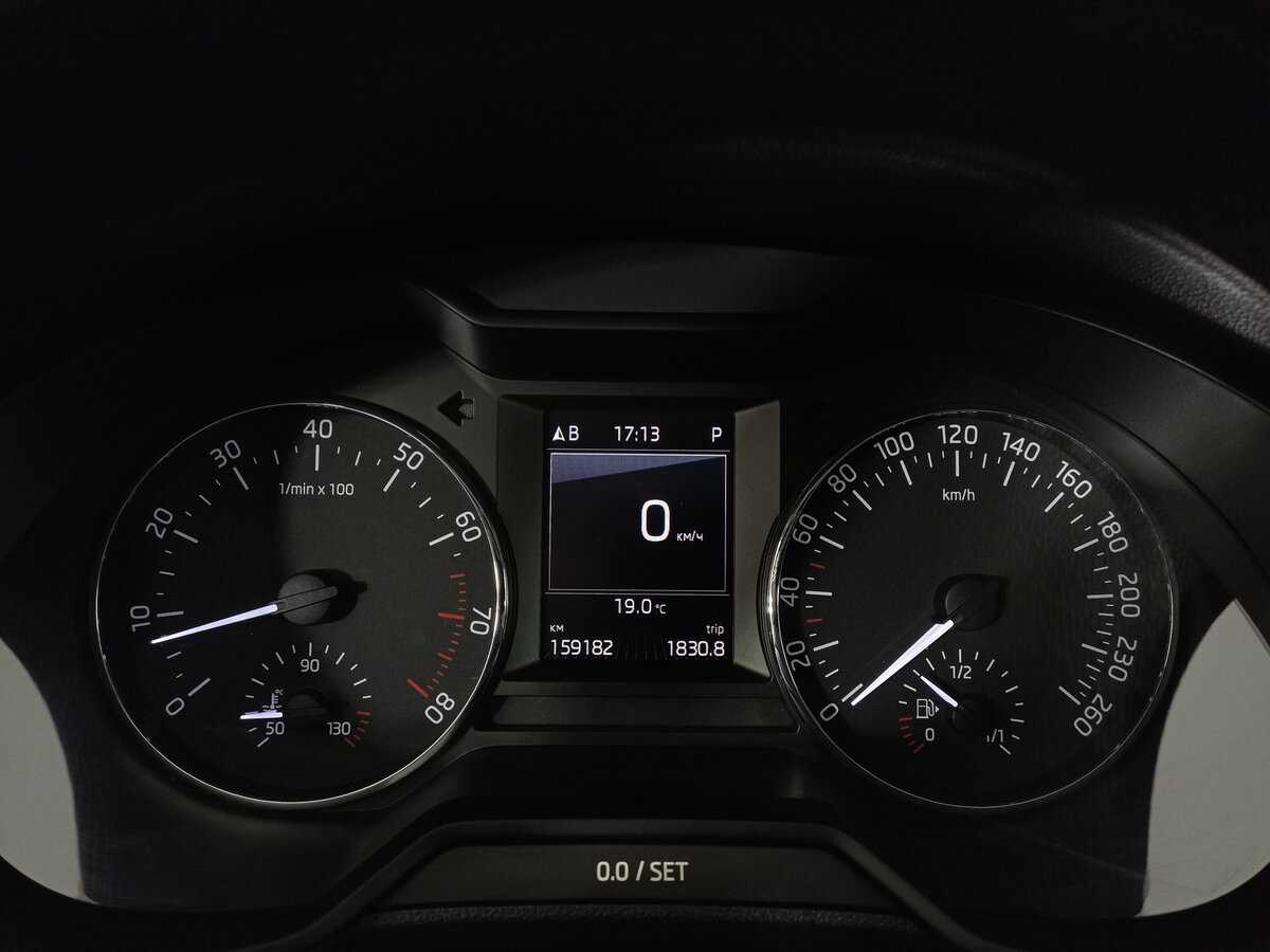 Шкода Октавия б/у, 2015, Роботизированная. Фото: #12