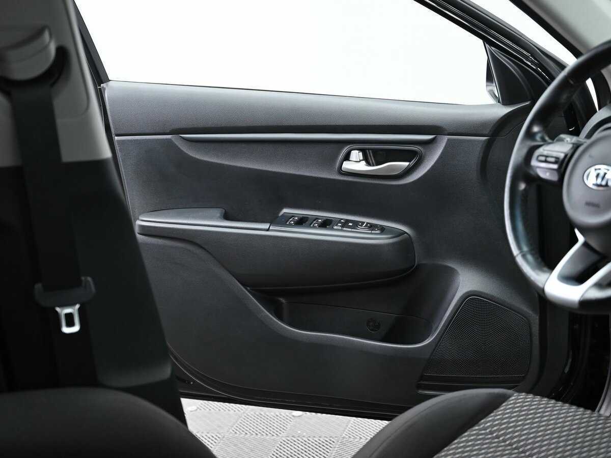 Киа Рио б/у, 2018, Механическая. Фото: #5