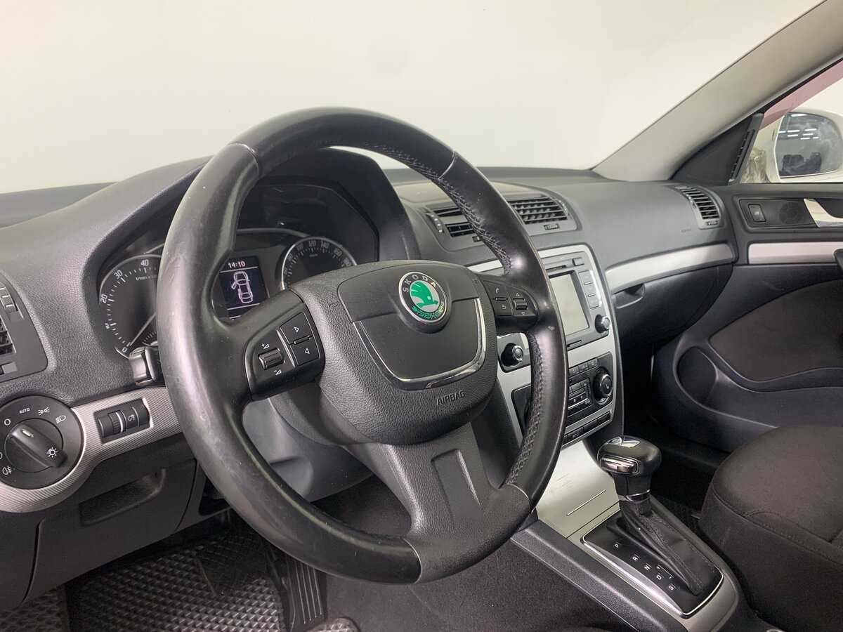 Шкода Октавия б/у, 2012, Автоматическая. Фото: #10