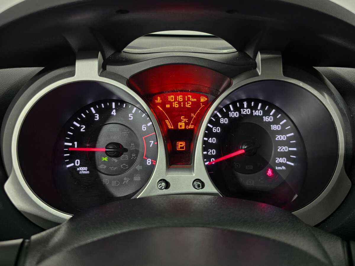 Ниссан Жук б/у, 2014, Вариатор. Фото: #12