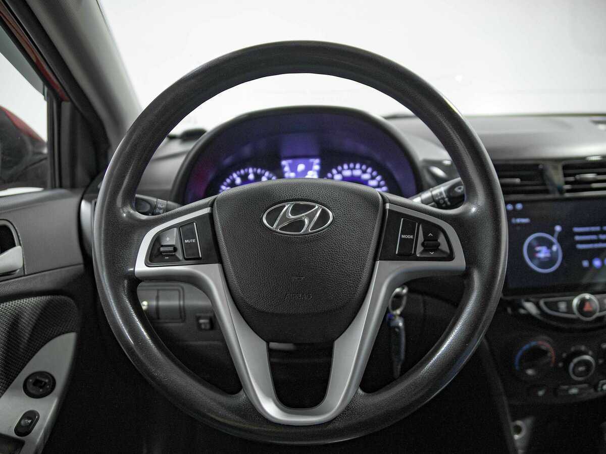 Хендай Солярис б/у, 2012, Автоматическая. Фото: #6