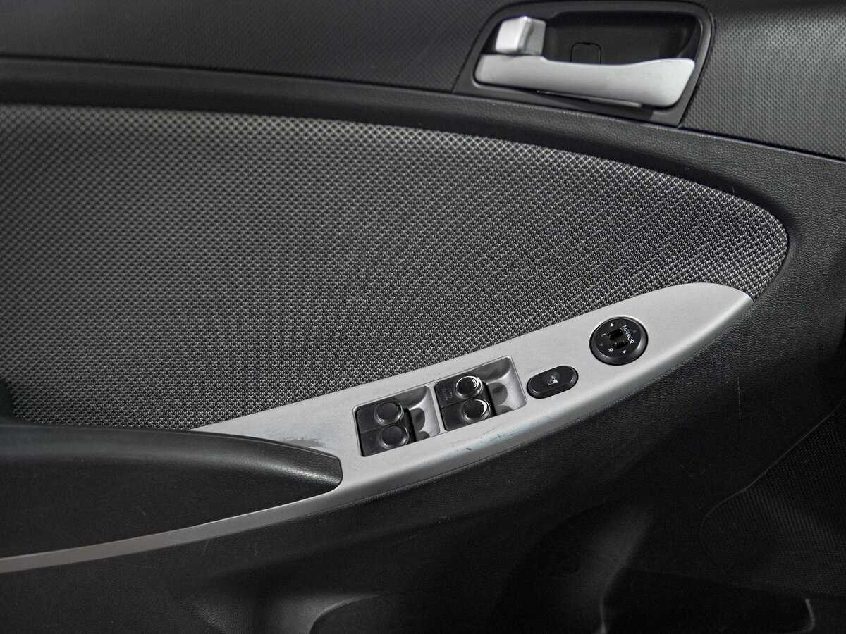 Хендай Солярис б/у, 2012, Автоматическая. Фото: #9