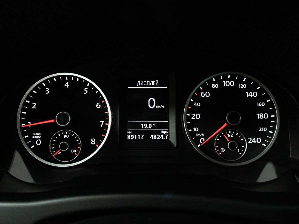 Фольксваген Тигуан б/у, 2015, Автоматическая. Фото: #11