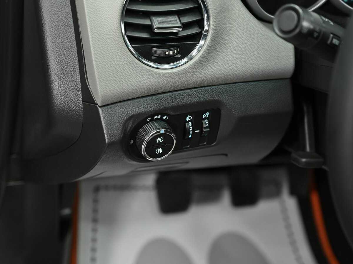 Шевроле Круз б/у, 2013, Механическая. Фото: #8