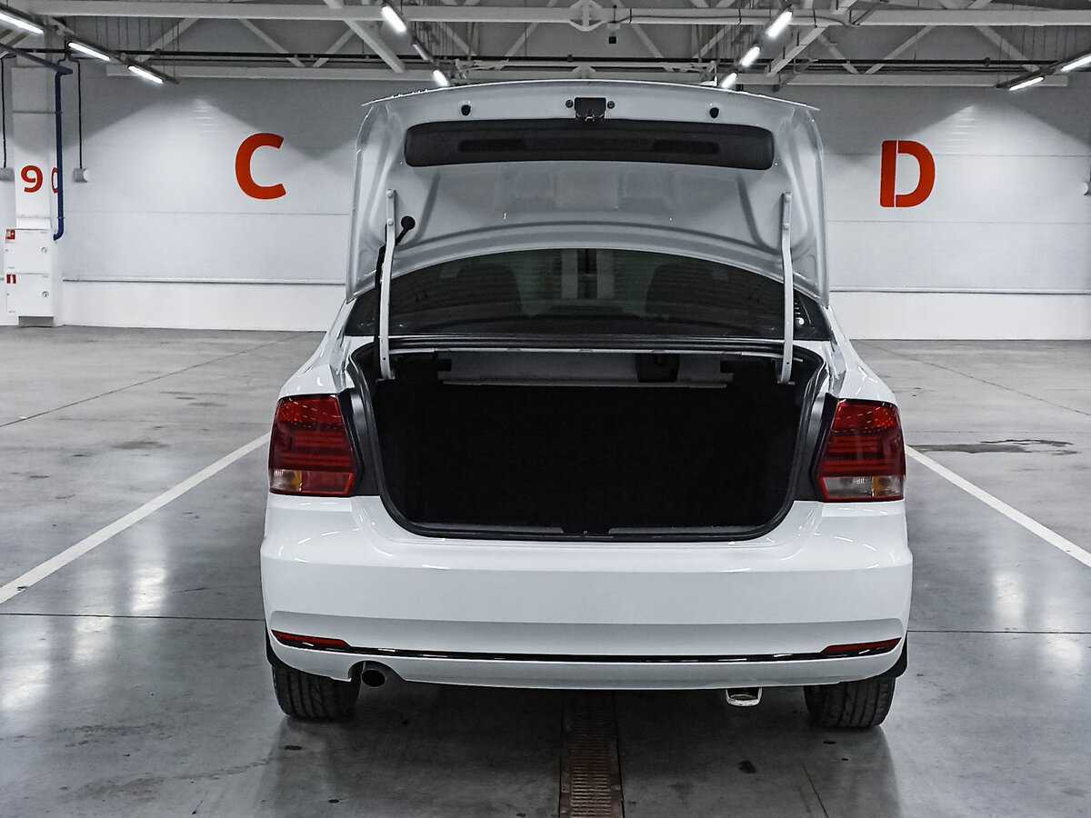 Фольксваген Поло б/у, 2019, Механическая. Фото: #8