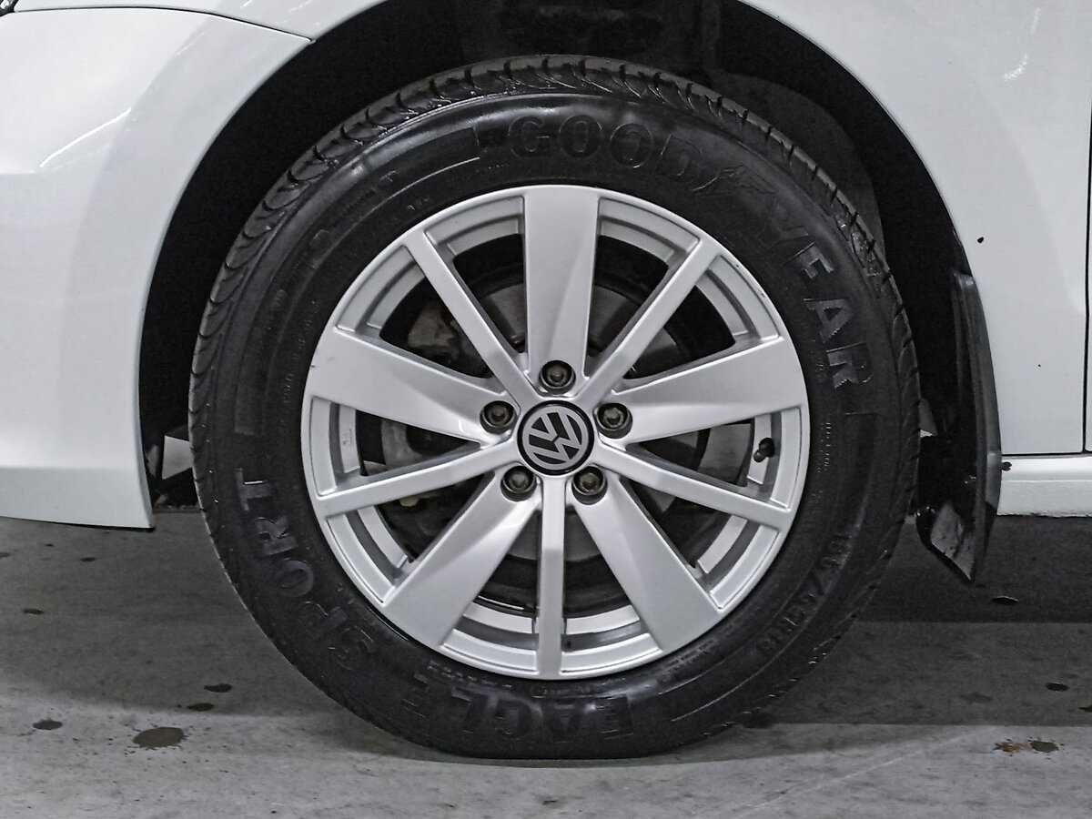 Фольксваген Поло б/у, 2019, Механическая. Фото: #16