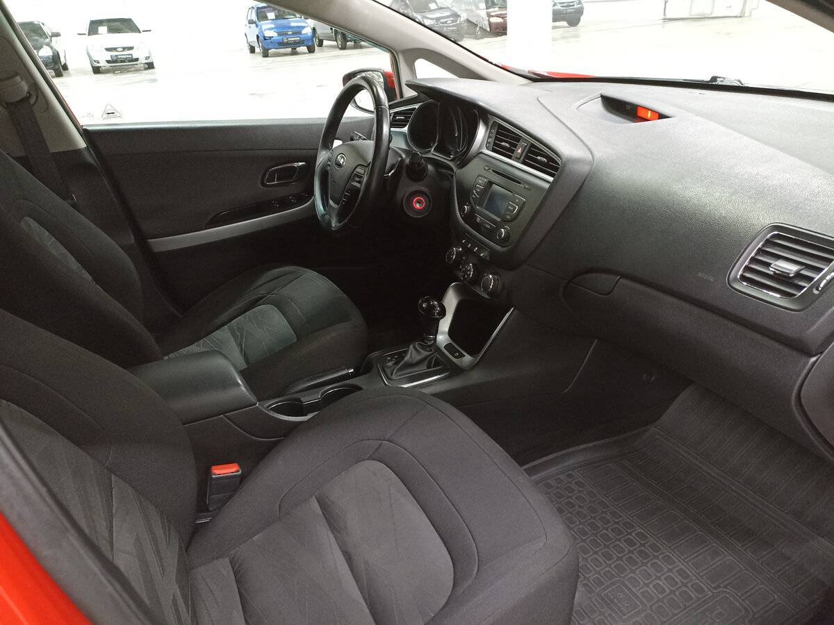 Киа Сид б/у, 2016, Автоматическая. Фото: #10