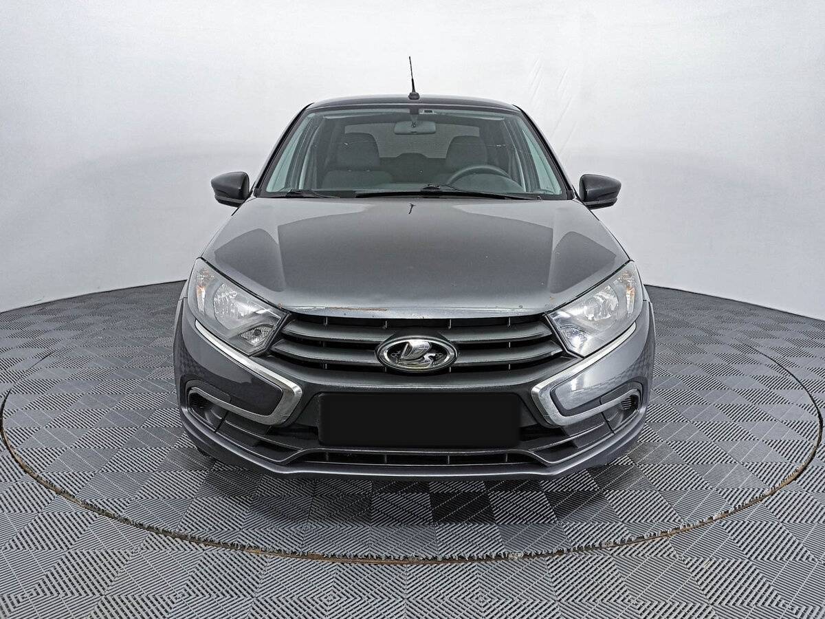 Лада (ВАЗ) Гранта б/у, 2019, Механическая. Фото: #1