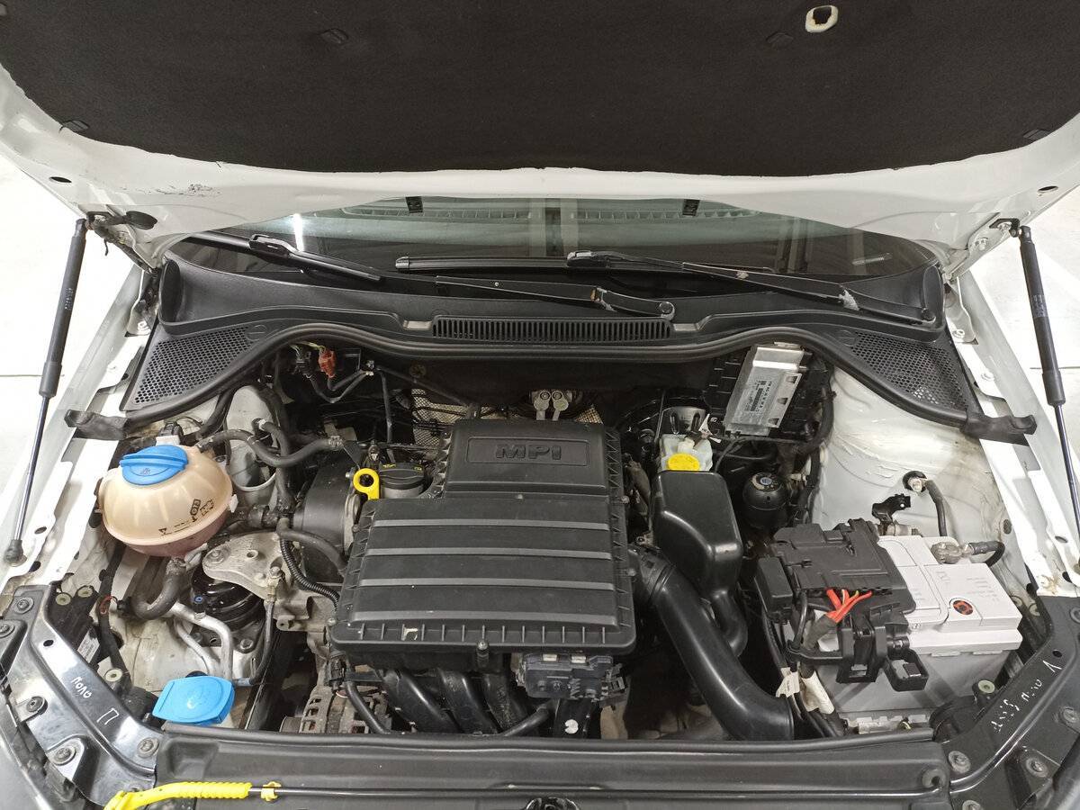 Фольксваген Поло б/у, 2016, Механическая. Фото: #8