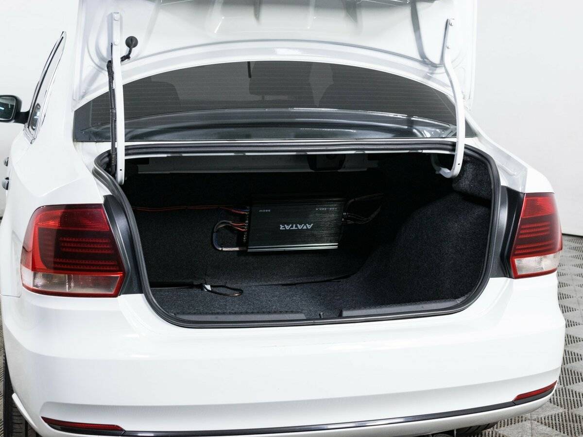 Фольксваген Поло б/у, 2018, Механическая. Фото: #6