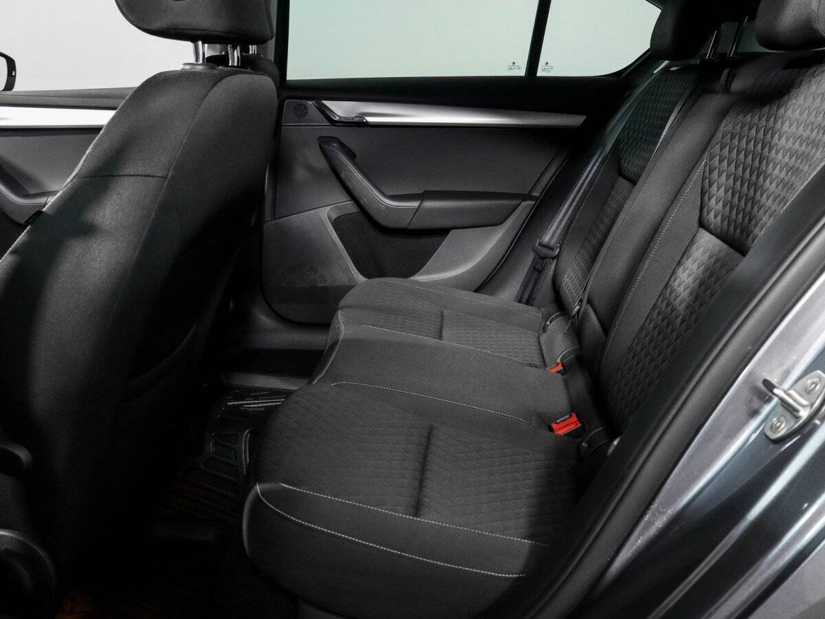 Шкода Октавия б/у, 2016, Роботизированная. Фото: #5