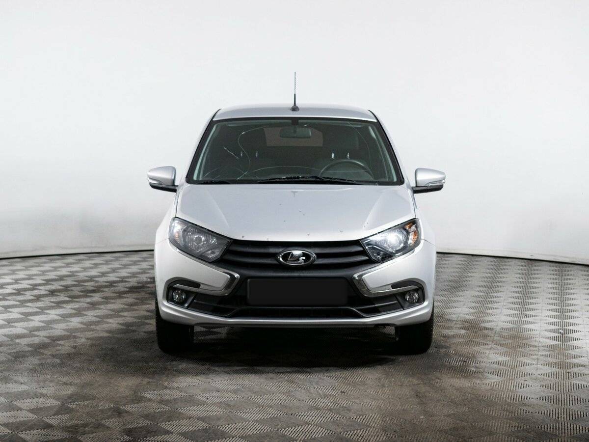 Лада (ВАЗ) Гранта б/у, 2018, Механическая. Фото: #1