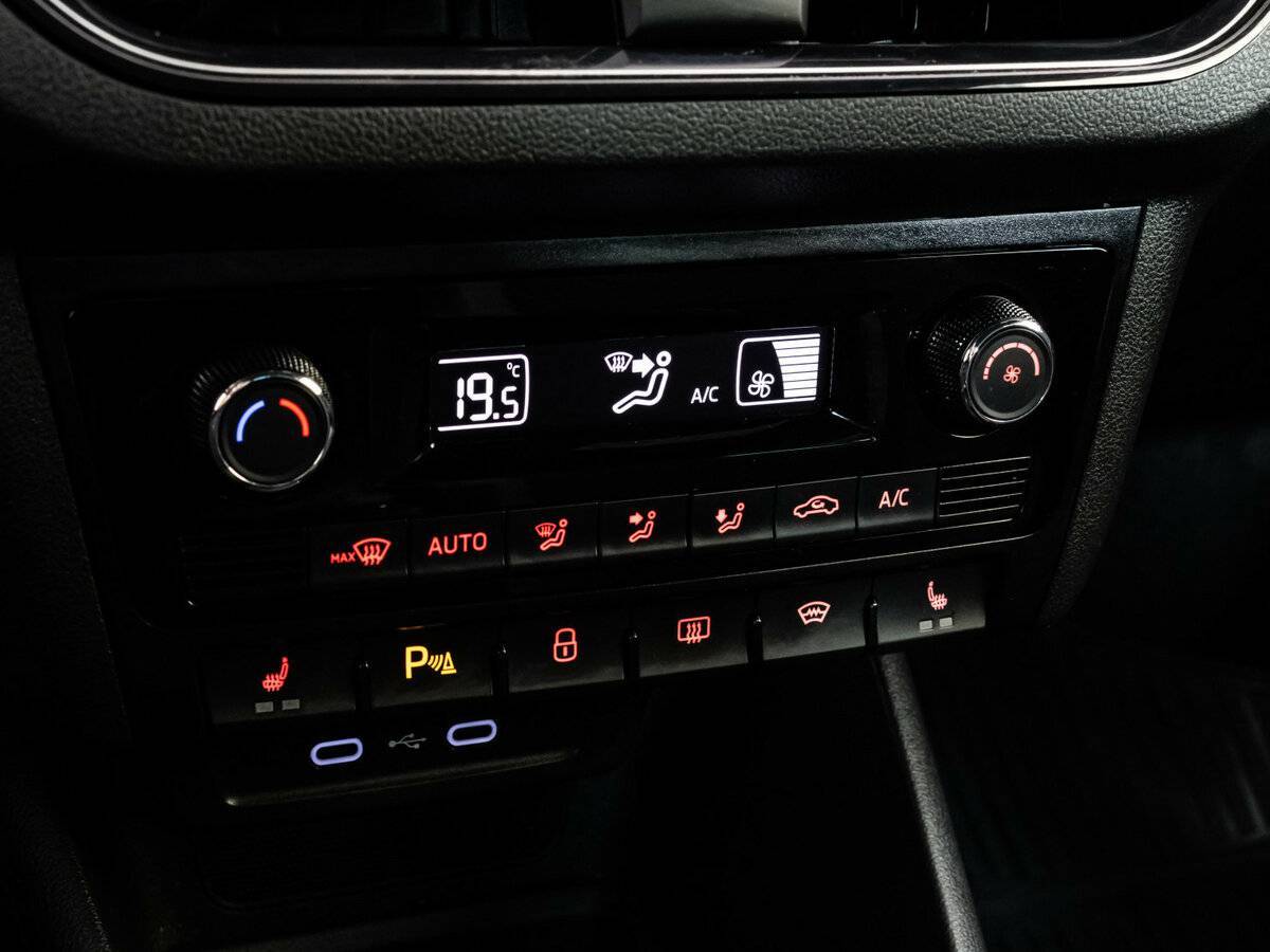 Фольксваген Поло б/у, 2021, Механическая. Фото: #17