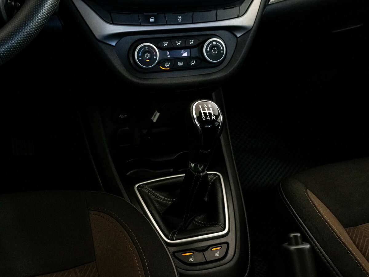 Лада (ВАЗ) Веста б/у, 2016, Механическая. Фото: #12