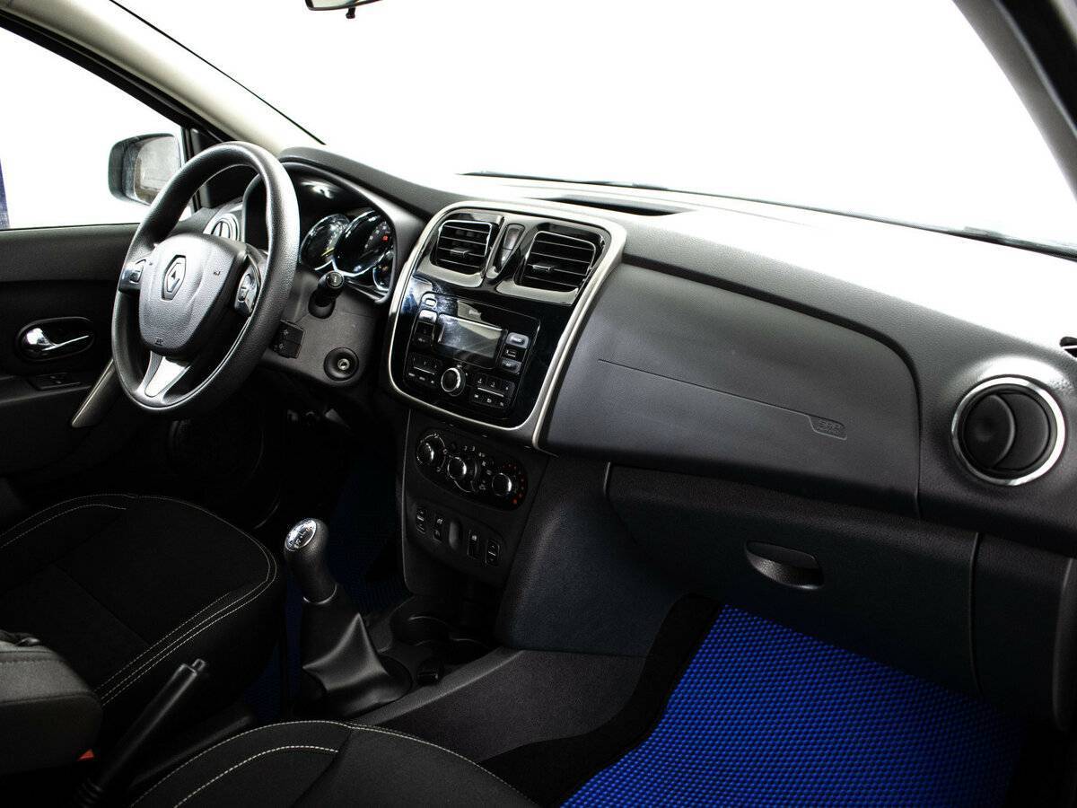 Рено Логан б/у, 2017, Механическая. Фото: #8