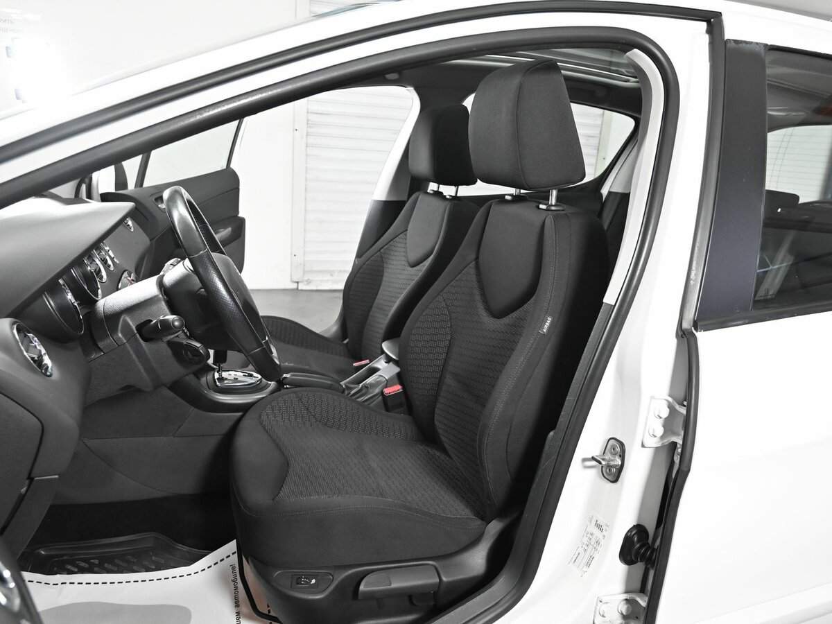 Пежо 308 б/у, 2012, Автоматическая. Фото: #6