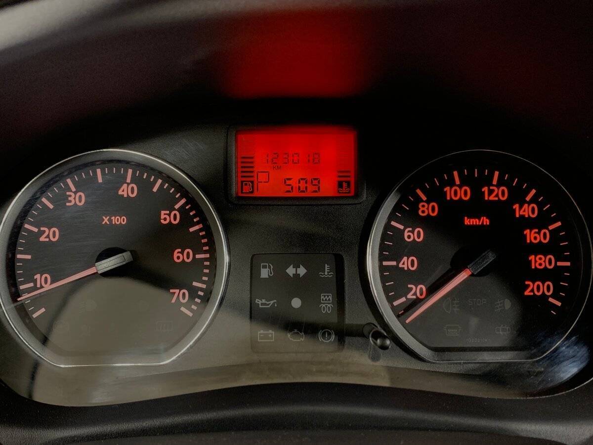 Ниссан Альмера б/у, 2016, Автоматическая. Фото: #13