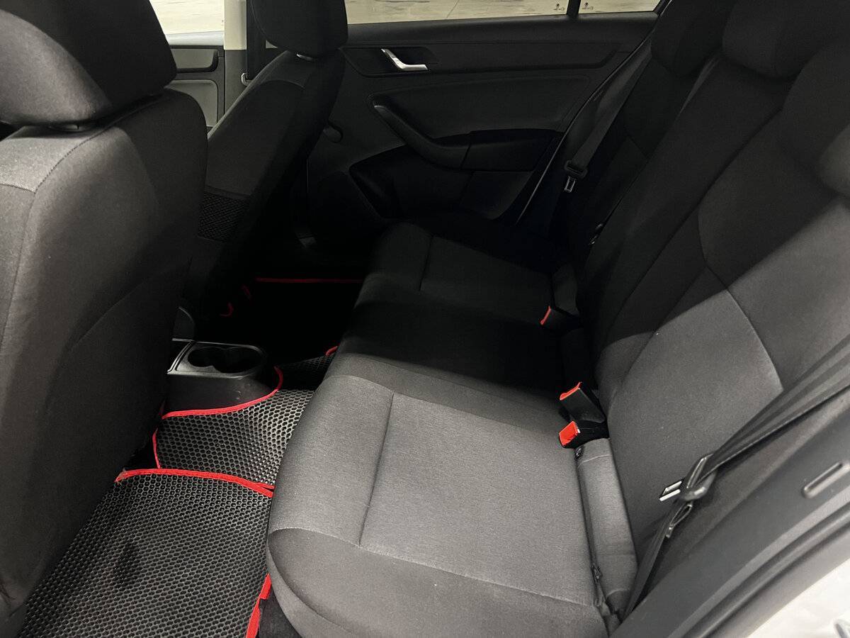 Шкода Рапид б/у, 2016, Механическая. Фото: #11