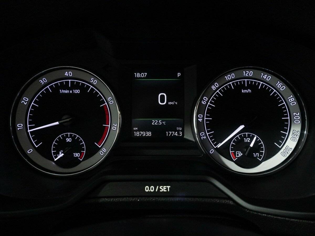 Шкода Октавия б/у, 2017, Роботизированная. Фото: #11