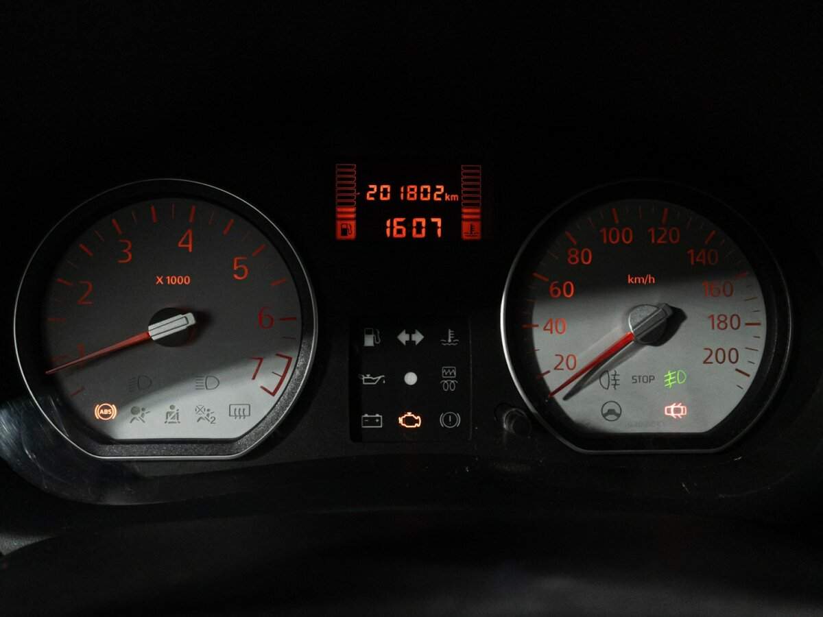 Рено Логан б/у, 2012, Механическая. Фото: #11