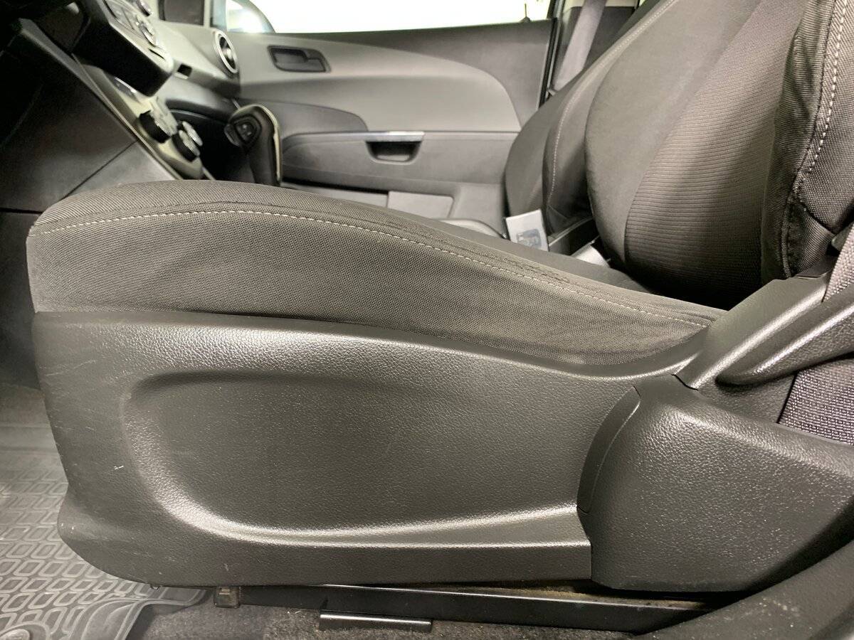 Шевроле Авео б/у, 2014, Автоматическая. Фото: #15