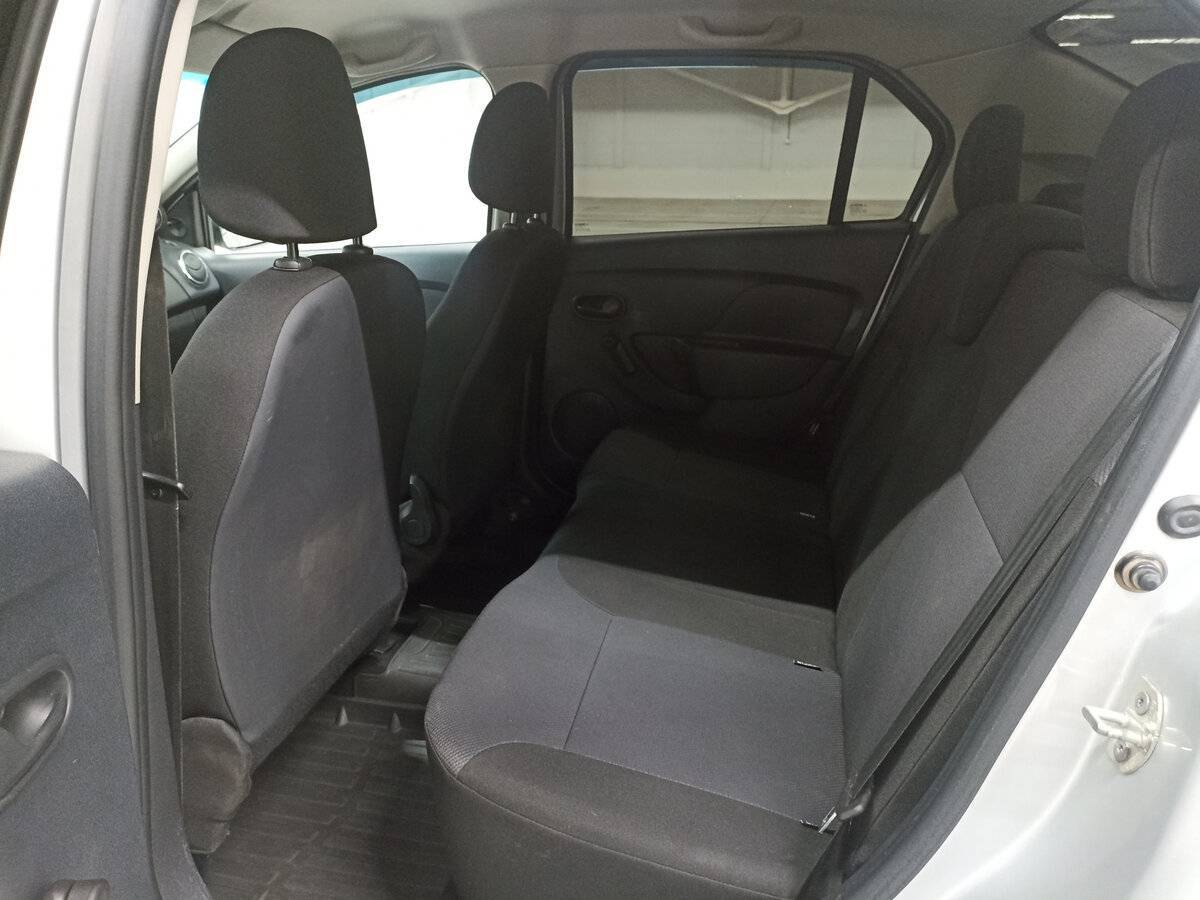 Рено Логан б/у, 2017, Механическая. Фото: #11