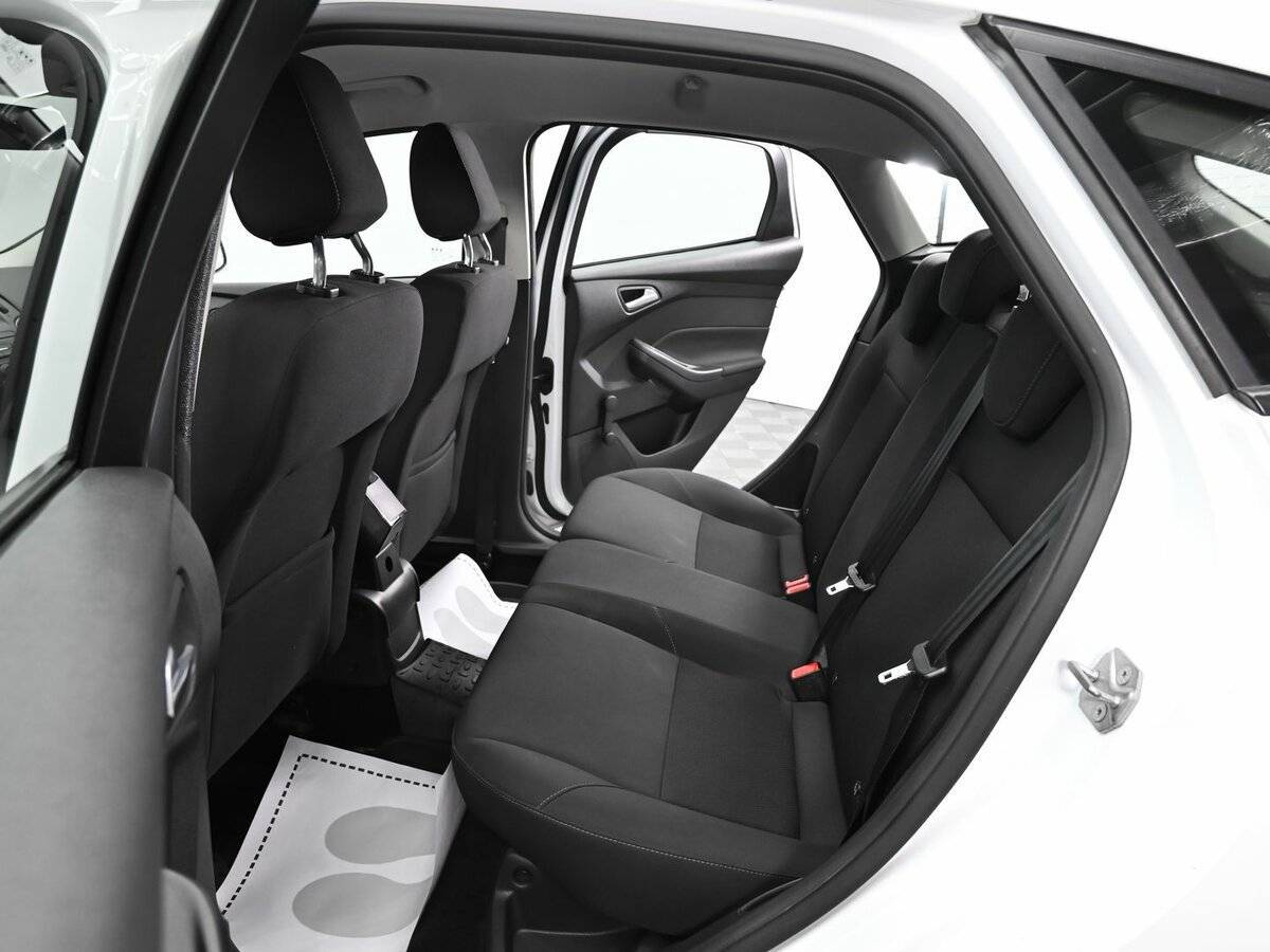 Форд Фокус б/у, 2016, Механическая. Фото: #12