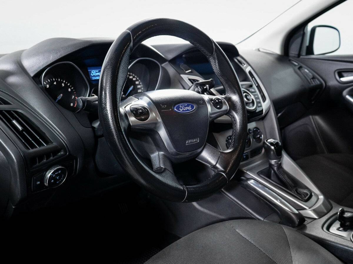 Форд Фокус б/у, 2012, Механическая. Фото: #12