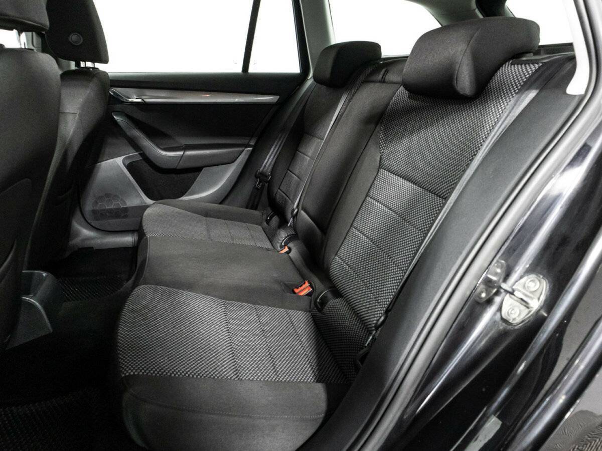 Шкода Октавия б/у, 2014, Роботизированная. Фото: #9