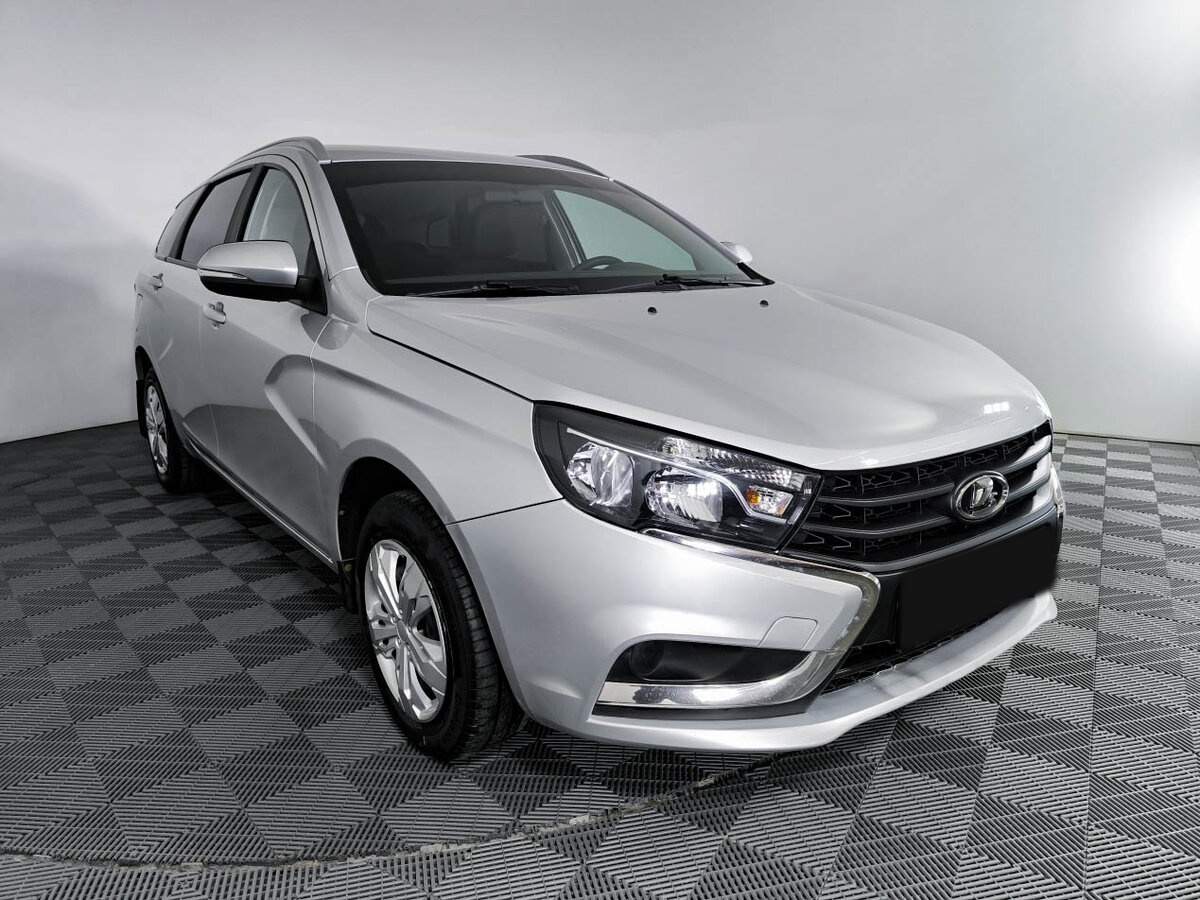 Лада (ВАЗ) Веста б/у, 2021, Механическая. Фото: #2