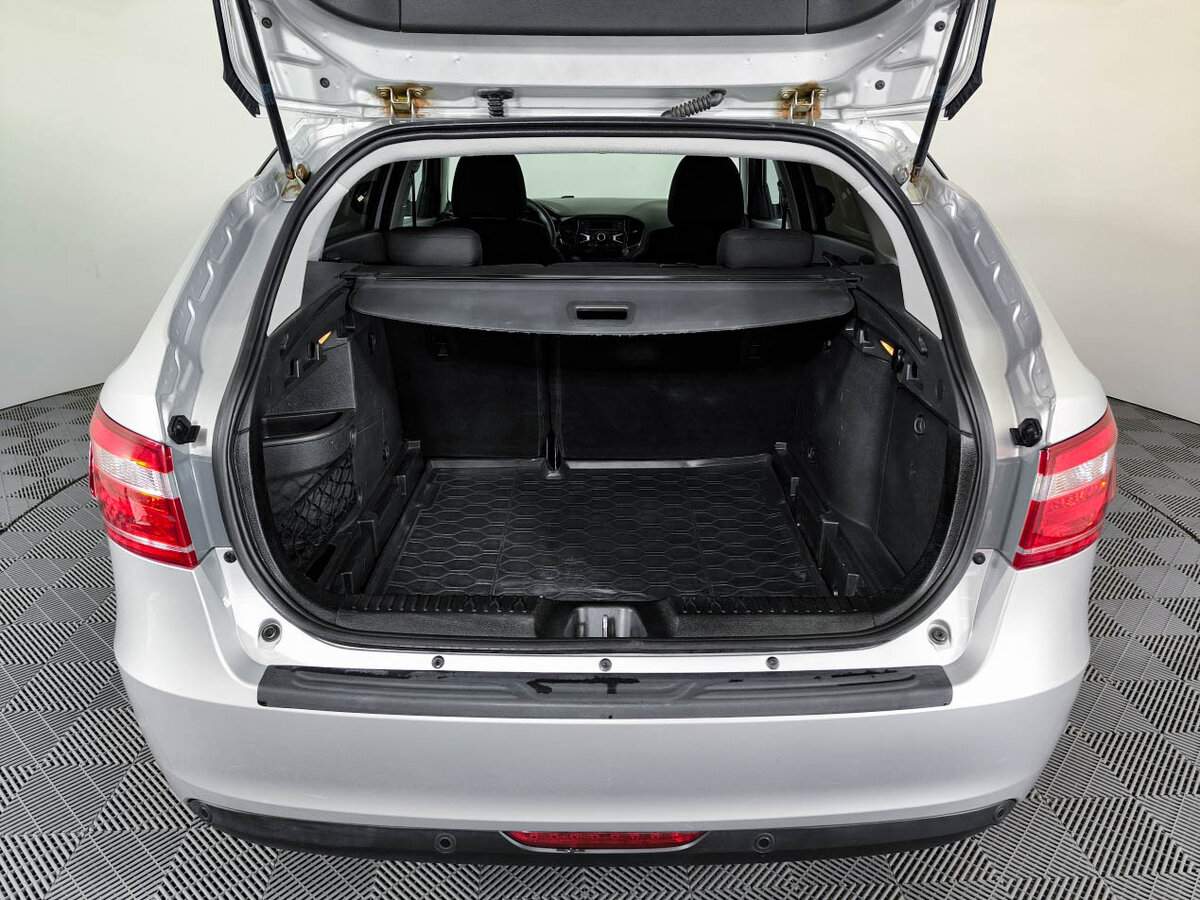 Лада (ВАЗ) Веста б/у, 2021, Механическая. Фото: #9