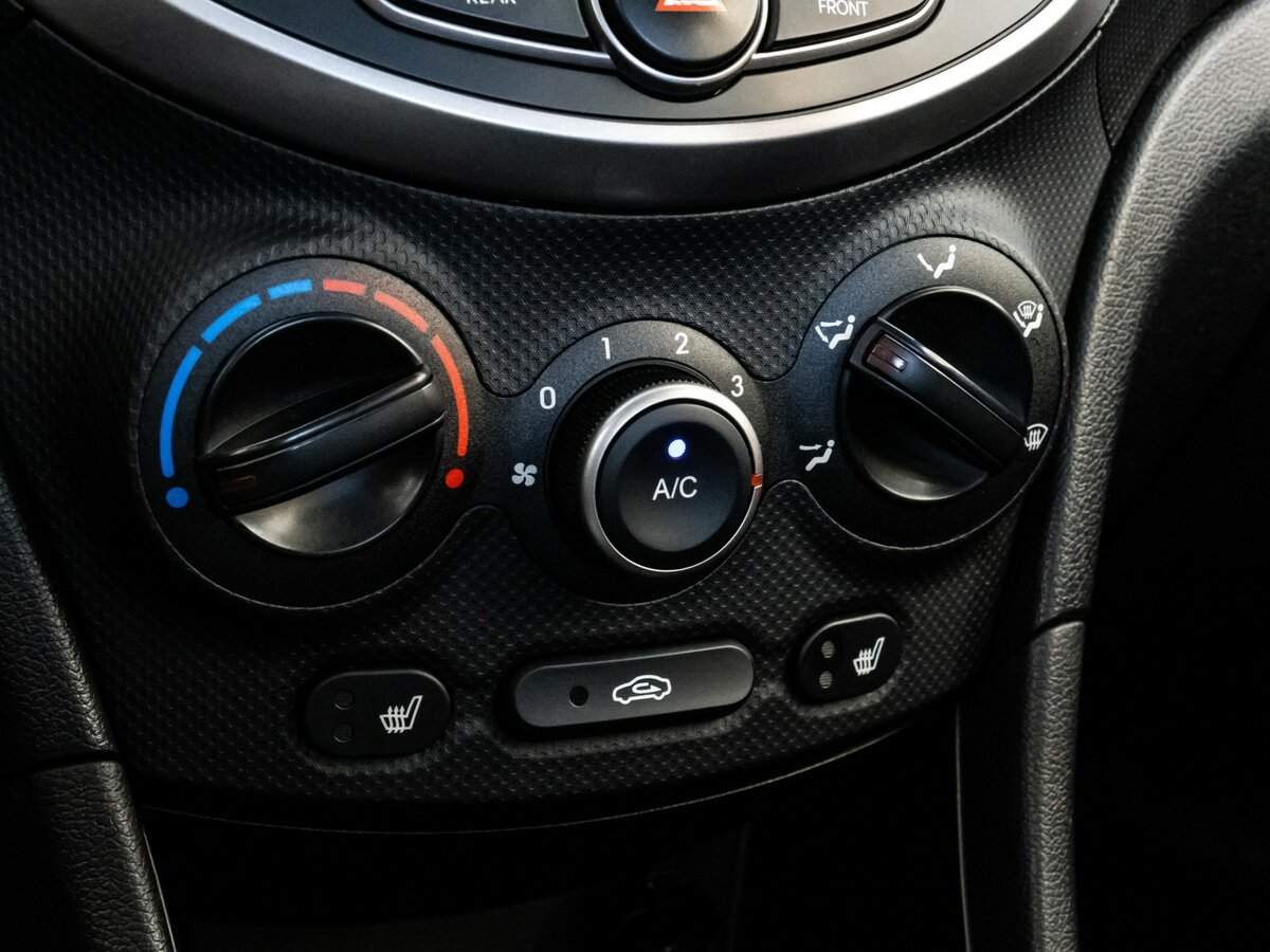 Хендай Солярис б/у, 2015, Механическая. Фото: #10