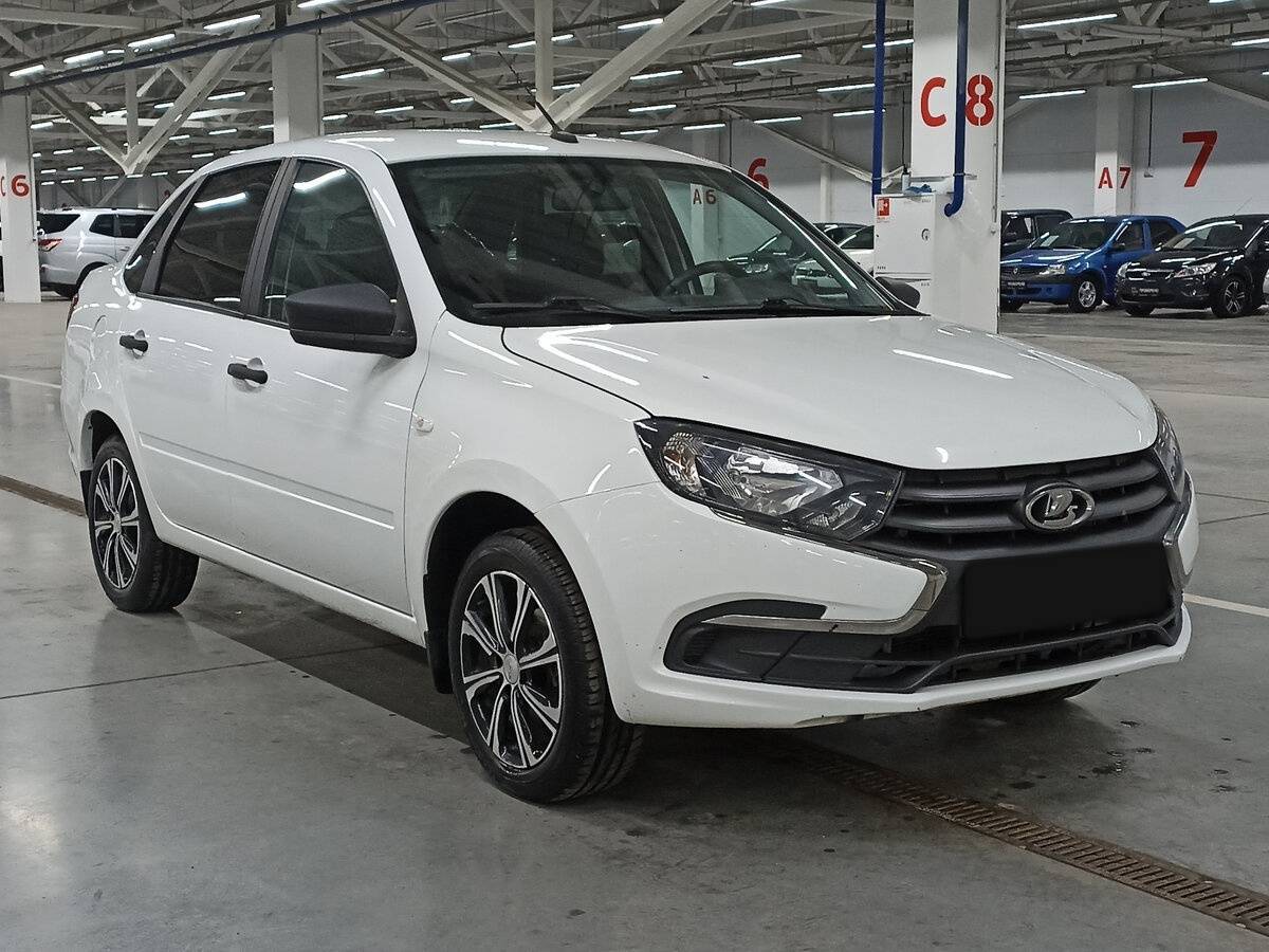 Лада (ВАЗ) Гранта б/у, 2021, Механическая. Фото: #2