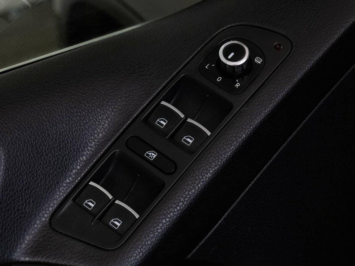 Фольксваген Тигуан б/у, 2014, Автоматическая. Фото: #17