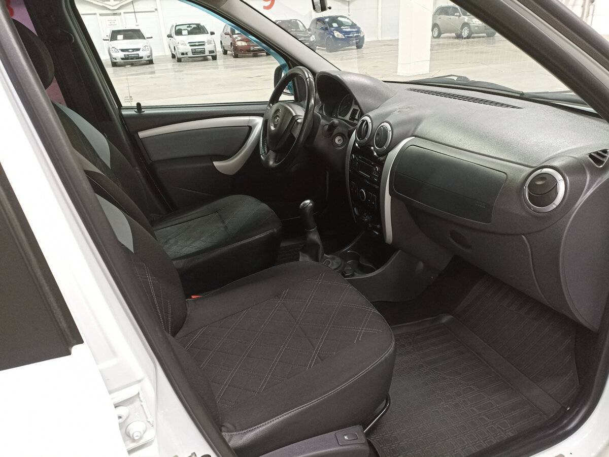 Лада (ВАЗ) Ларгус б/у, 2017, Механическая. Фото: #10