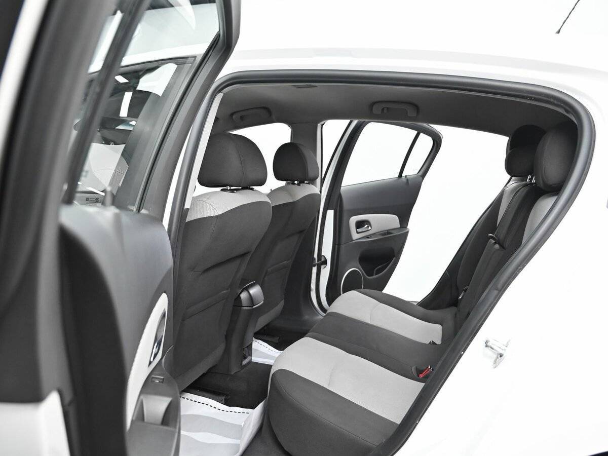 Шевроле Круз б/у, 2013, Механическая. Фото: #11