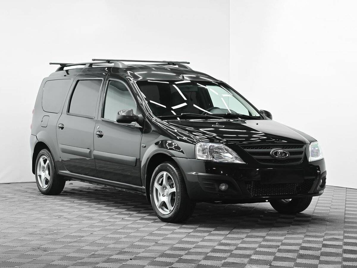 Лада (ВАЗ) Ларгус б/у, 2015, Механическая. Фото: #1